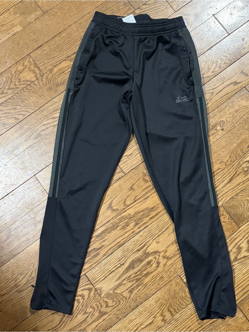 adidas men’s  Black Athletic tiro Pants soccer size small